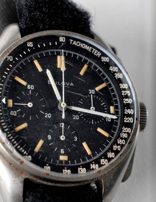 Bulova wrist Chronograph watch worn on the Moon in 1971 (5)