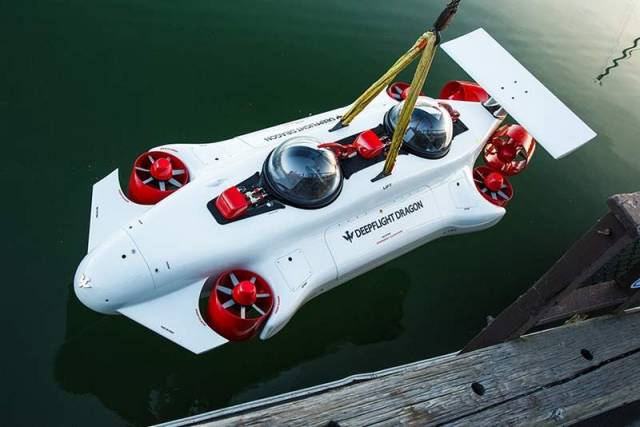 Deepflight Dragon personal submersible (2)