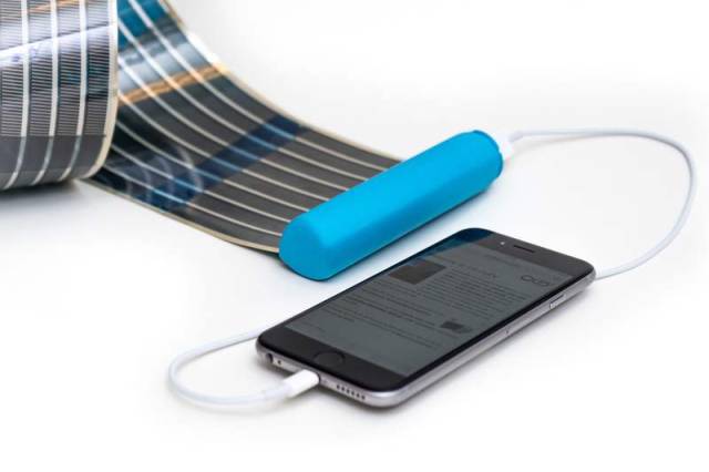 HeLi-on compact Solar Charger