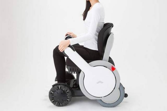 Whill personal mobility device (4)