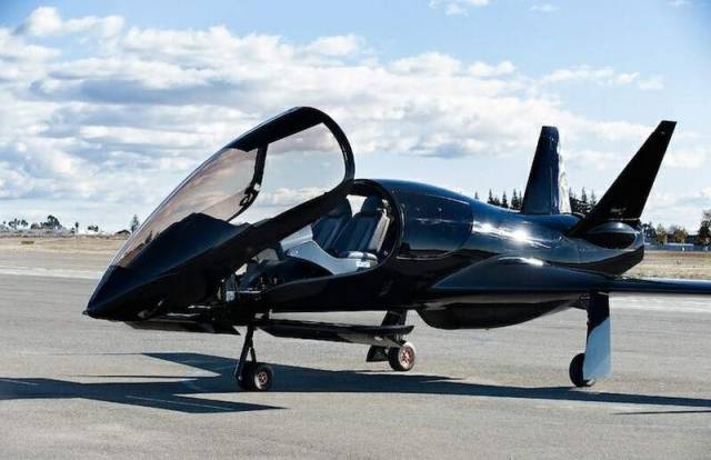 Cobalt Valkyrie Private Jet (9)