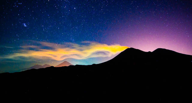 Volcan de Fuego at Night 