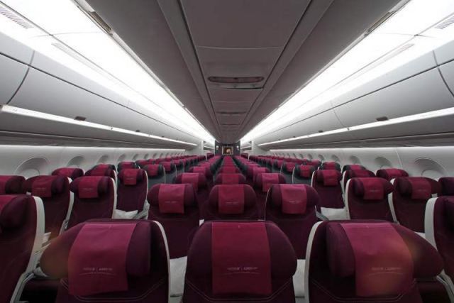 Airbus A350 Qatar Airways Carbon Fiber airplane (1)