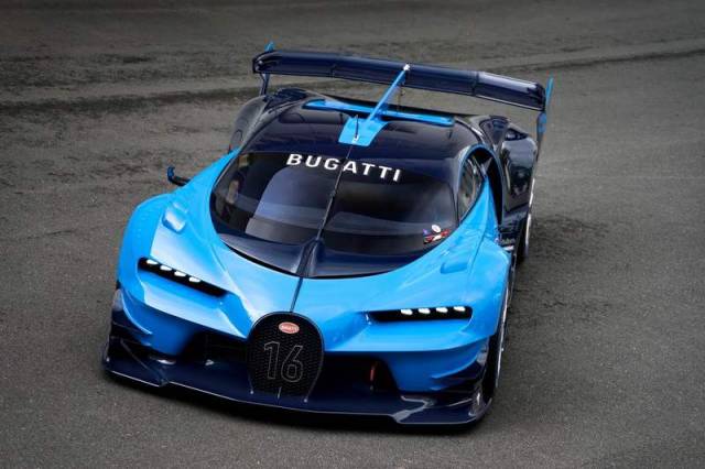 Bugatti Chiron supercar (3)