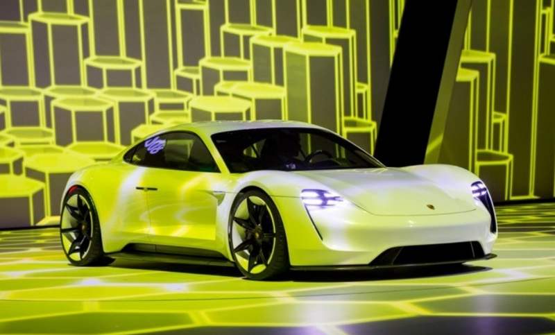 Porsche Mission E electric car (6)