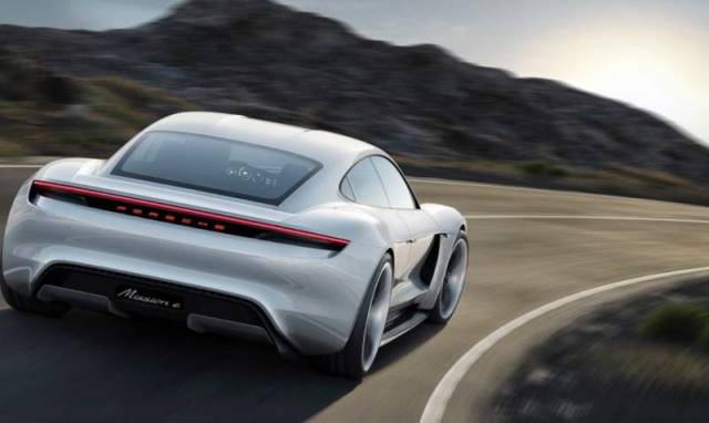 Porsche Mission E electric car (2)