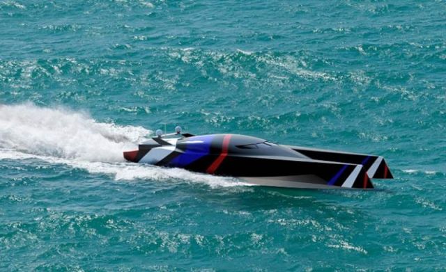 Team Great Britain wave-piercing powerboat (4)
