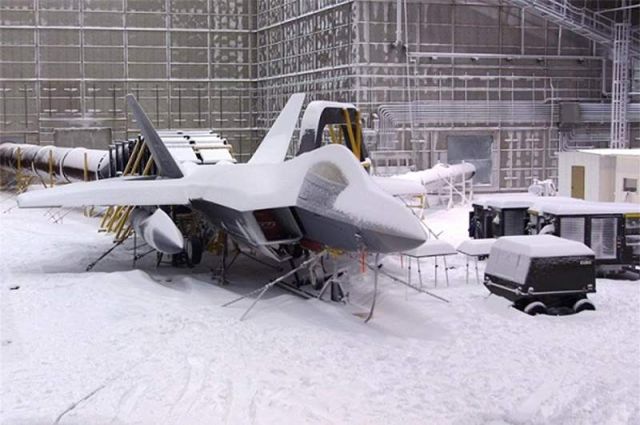 Testing Combat Aircraft to Withstand A Blizzard (4)