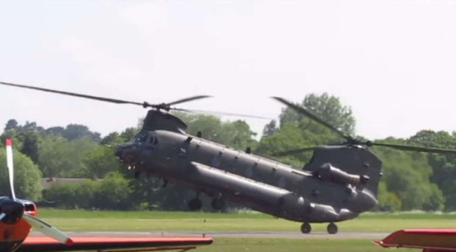 Helicopter chinook 