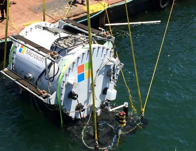 Microsoft Underwater Data Center (5)