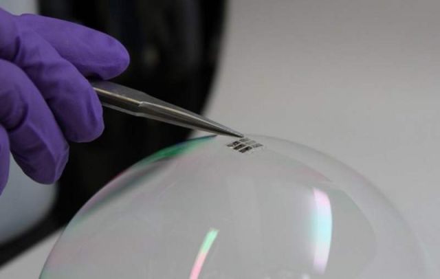 Solar Cells so light that can be placed on top of soap bubble