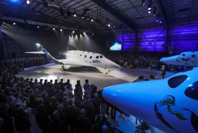 Virgin Galactic new SpaceShipTwo (3)