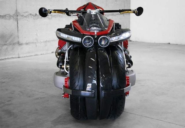 Lazareth LM 847 Motorcycle (2)