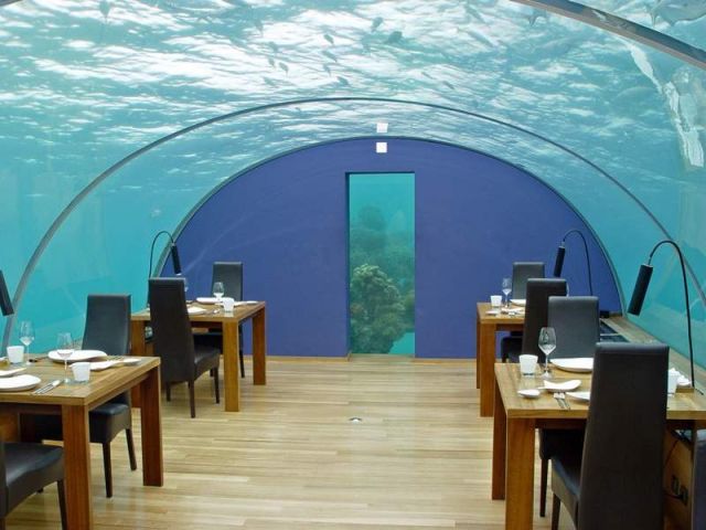 World's Largest underwater Restaurant 