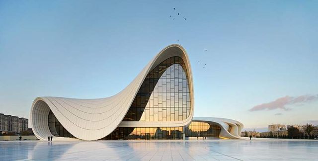 Heydar Aliyev Center, Baku / Image credit Hufton+Crow