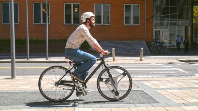 The GeoOrbital wheel Makes your bike electric (3)