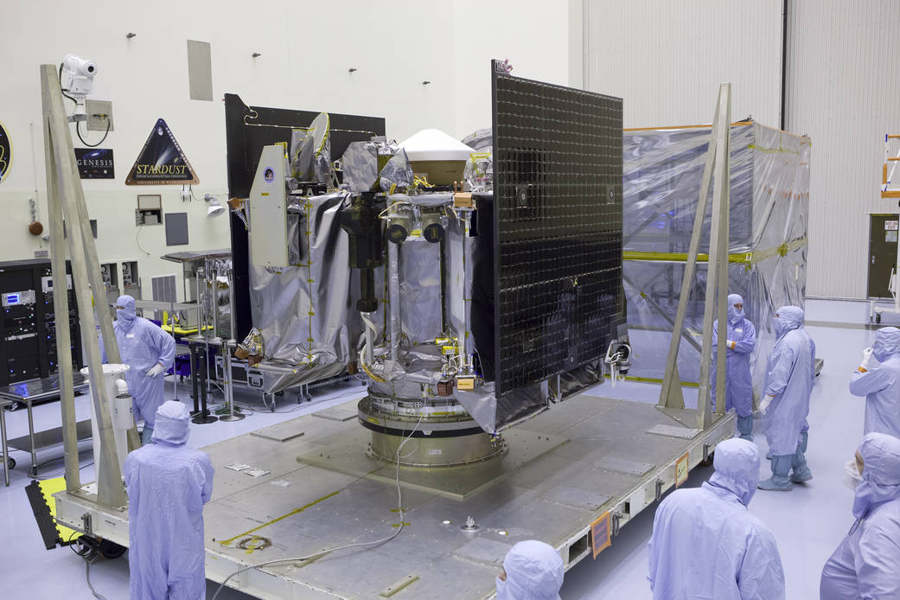 OSIRIS-REx Spacecraft prepared for mission to an Asteroid