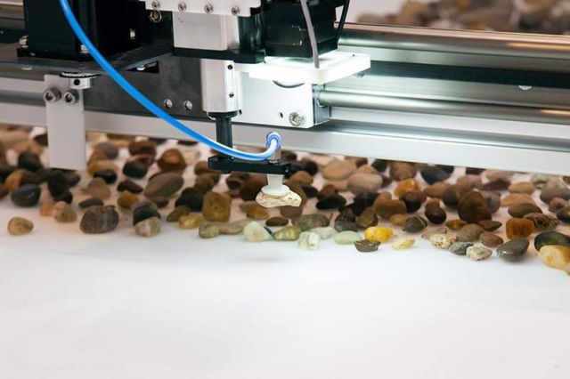 Robotic installation sorts Pebbles based on their Geological Age (2)