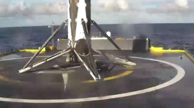 SpaceX First-stage landing from Onboard camera 