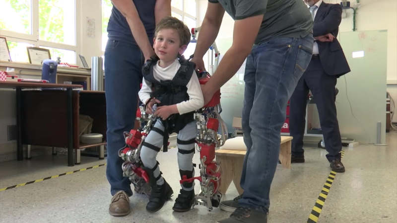 First child-exoskeleton for spinal muscular atrophy