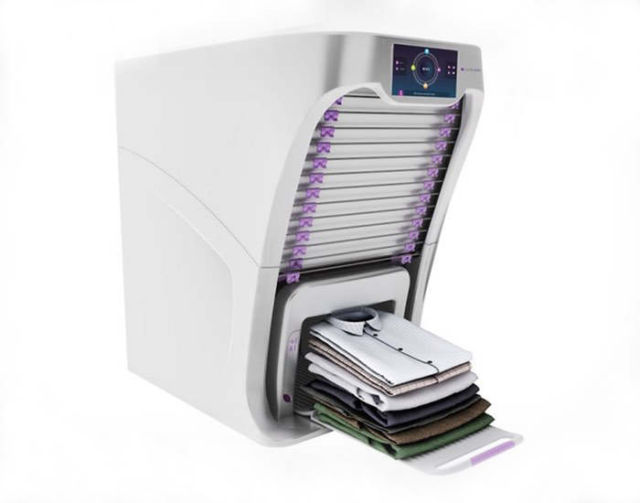 Robotic laundry folding machine 1