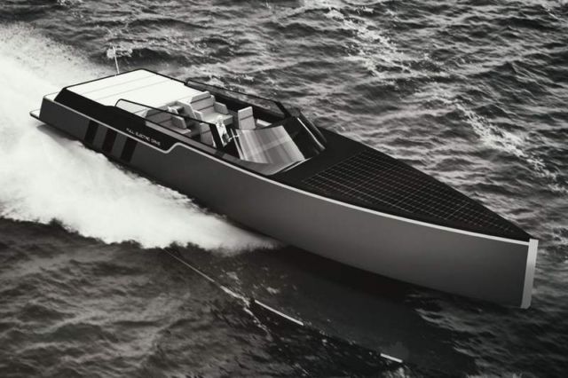 Tesla E-Vision Granturismo Speedboat 