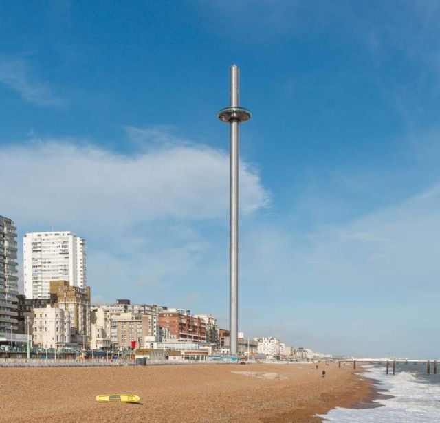 The 138 meters British Airways i360 Pod (3)