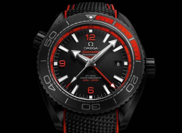 The Seamaster Ceramic 'Deep Black' (4)