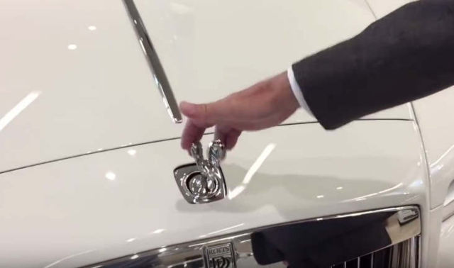 Can you Steal the Rolls-Royce hood ornament (1)