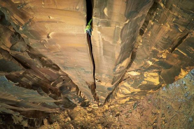 1st Prize Winner – Category Sports Adventure: Moab Rock Climbing