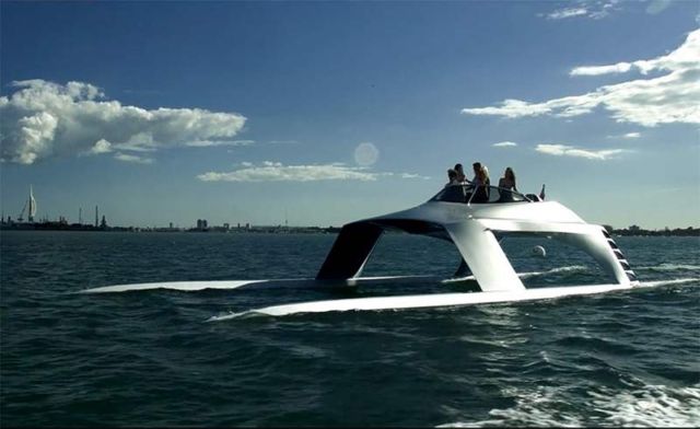 Glider Luxury Sports Yacht (2)