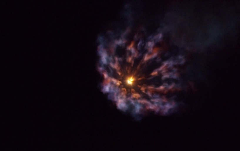https://wordlesstech.com/wp-content/uploads/2016/08/SpaceX-Rocket-Launch-high-speed-footage-1.jpg