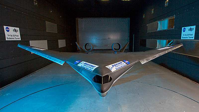 Boeing tests 'Blended Wing' plane (4)