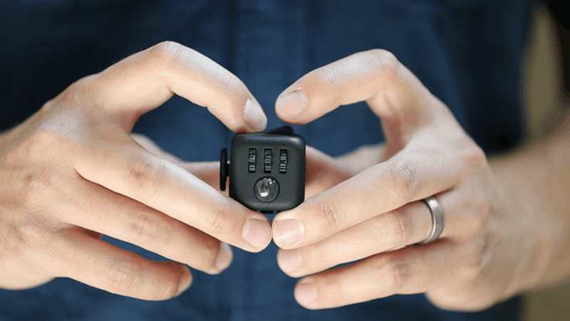 Fidget Cube stress relieving toy (4)