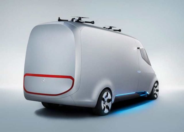 Mercedes unveils Drone-equipped Delivery Van (7)