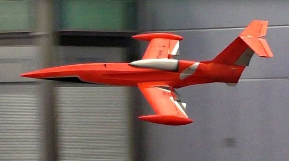 First big RC turbine model jet for indoor flight