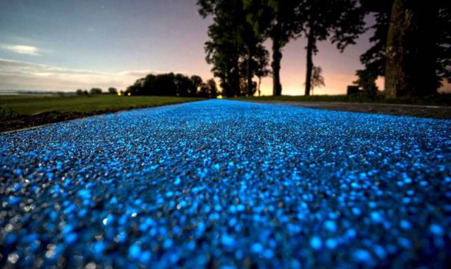 Glow-In-The-Dark Bicycle Path (1)