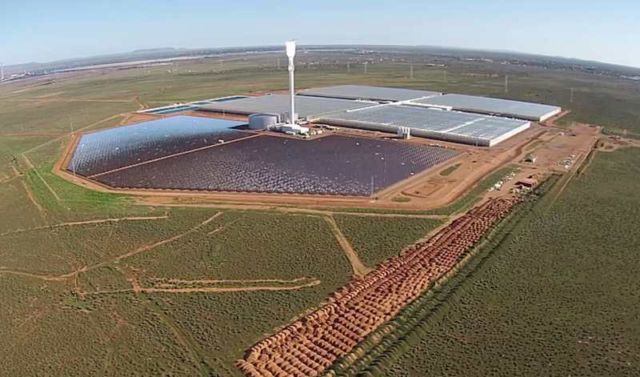 Growing Vegetables in the Desert using only Sun and Seawater