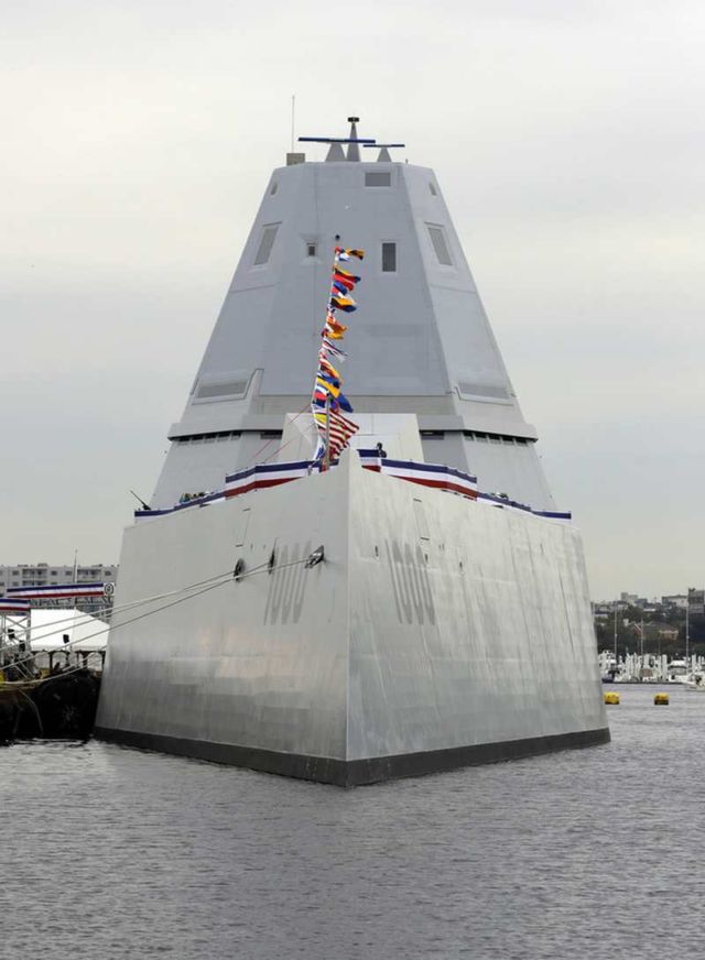 USS Zumwalt destroyer