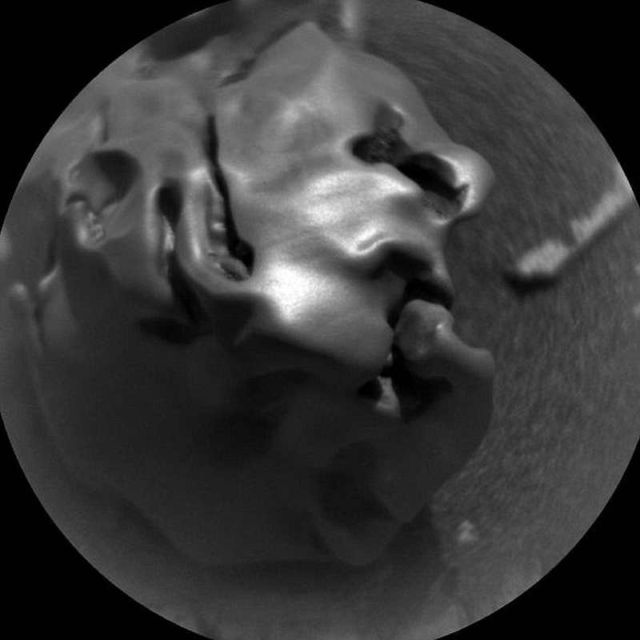A metallic Meteorite on Mars
