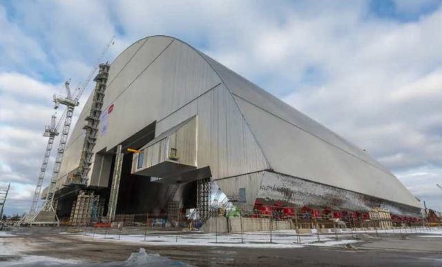 Chernobyl's gigantic Radiation Shield (5)