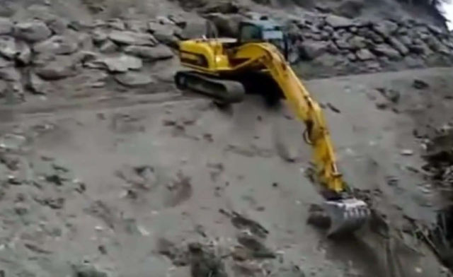 Amazing Extreme Working Excavator Compilation 1