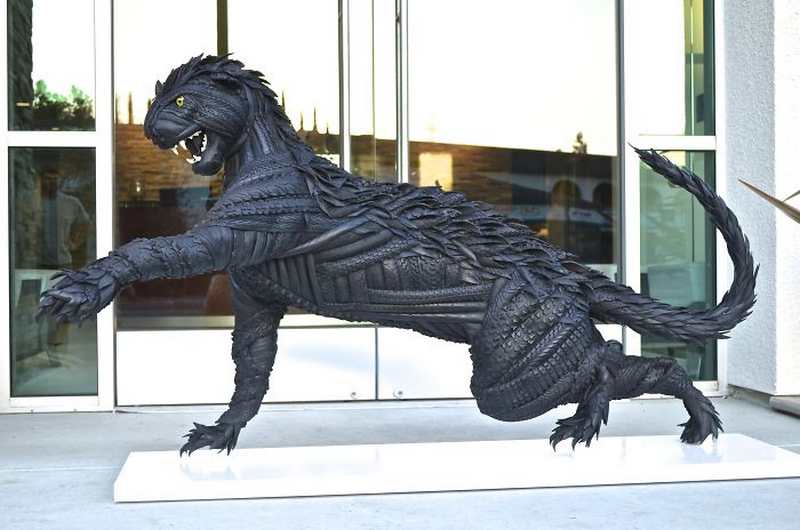 Sculptures made of Tires (6)