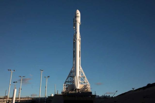 SpaceX unveils stunning images with its return (6)