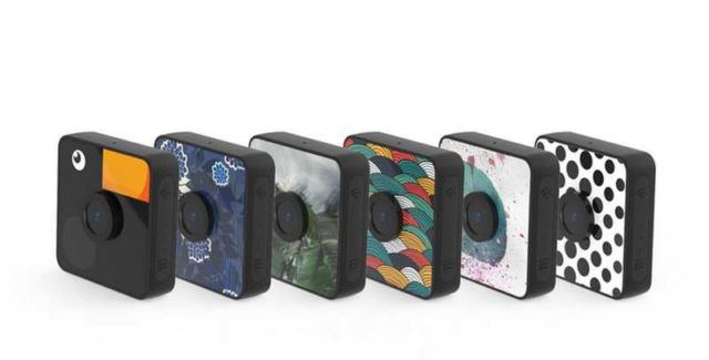 Foxshot - small water-resistant Camera