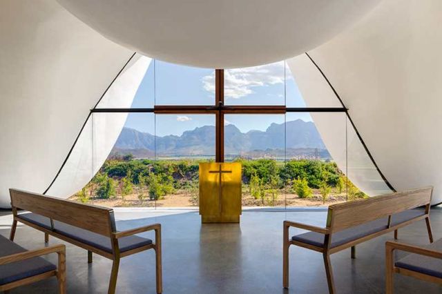 A chapel in South Africa by Steyn Studio (5)