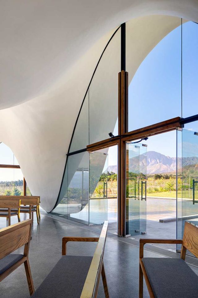 A chapel in South Africa by Steyn Studio (3)