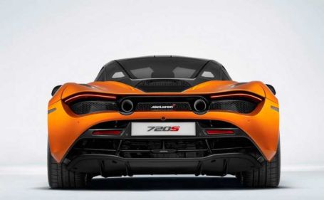 The new McLaren 720S (1)