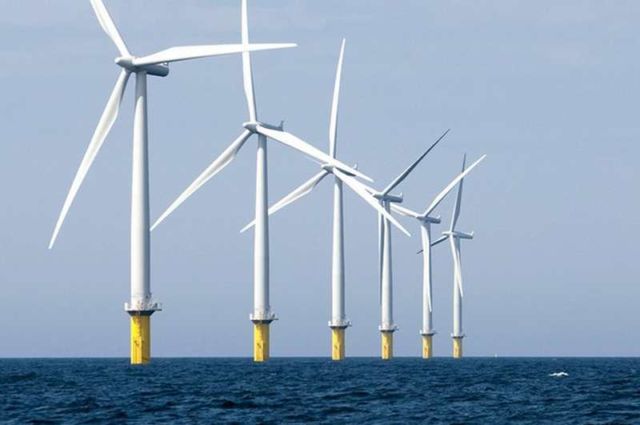 World's largest wind farm gets rolling near Liverpool