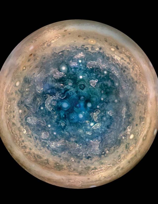 A whole new Jupiter from Juno (3)